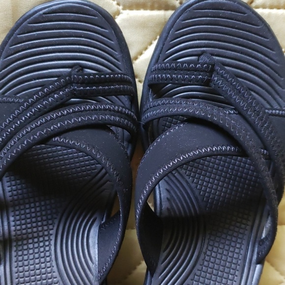 Open toe - Picture 3 of 3